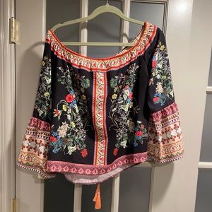 Medium Umgee Colorful Top